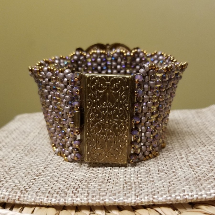 Blue Eyed Baby Golden Shadow/Mauve Bracelet Kit